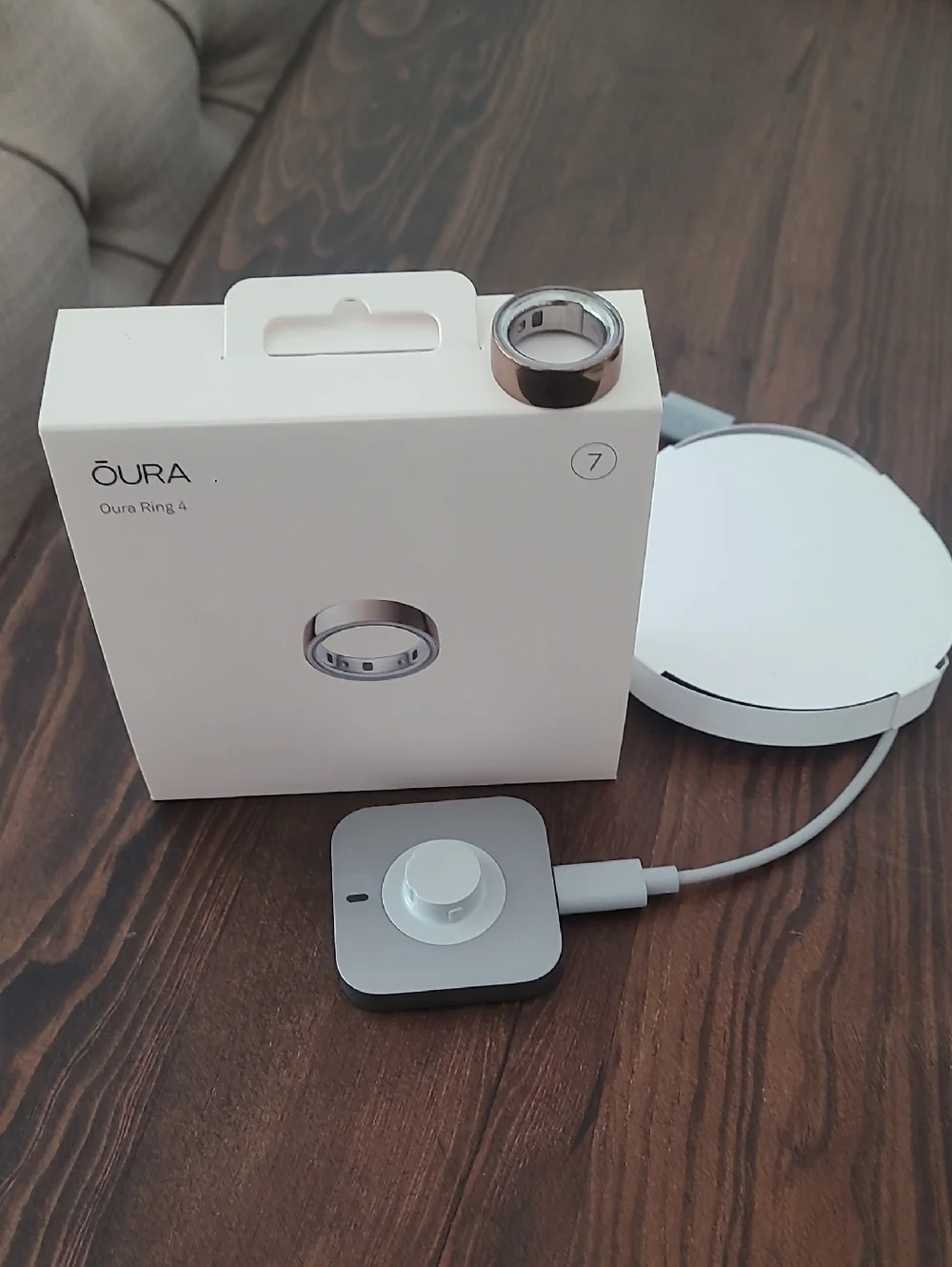 Ōura Ring 4 - Gold Smart Ring (Size 7)